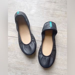 Girl Tieks